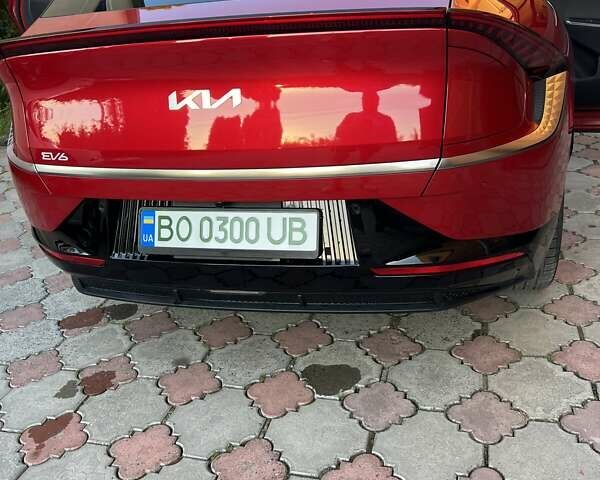 Красный Киа EV6, объемом двигателя 0 л и пробегом 9 тыс. км за 27999 $, фото 40 на Automoto.ua