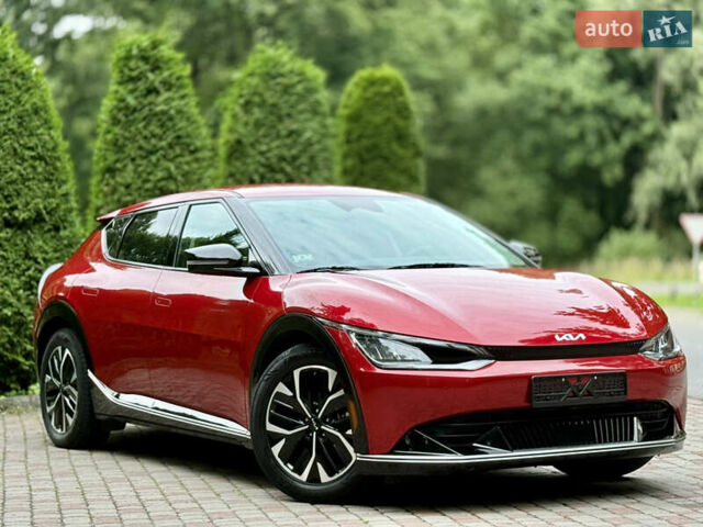 Красный Киа EV6, объемом двигателя 0 л и пробегом 54 тыс. км за 25950 $, фото 5 на Automoto.ua