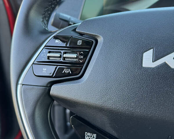 Красный Киа EV6, объемом двигателя 0 л и пробегом 80 тыс. км за 24000 $, фото 25 на Automoto.ua