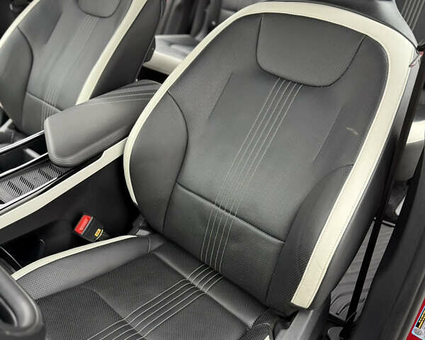 Красный Киа EV6, объемом двигателя 0 л и пробегом 53 тыс. км за 33900 $, фото 57 на Automoto.ua