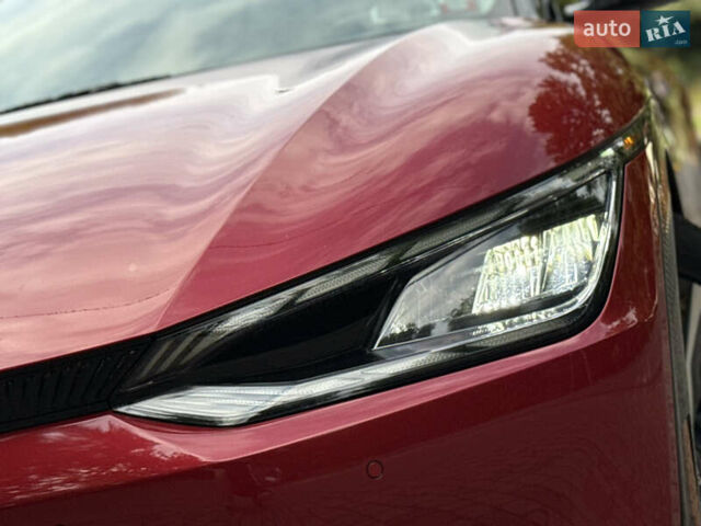 Красный Киа EV6, объемом двигателя 0 л и пробегом 54 тыс. км за 25950 $, фото 19 на Automoto.ua