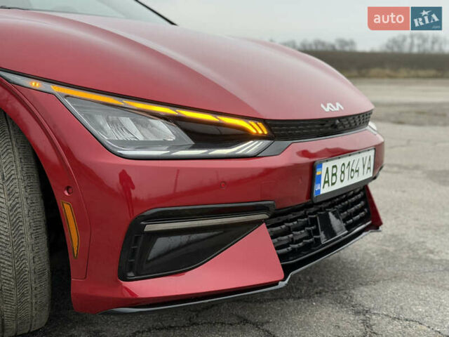 Красный Киа EV6, объемом двигателя 0 л и пробегом 53 тыс. км за 33900 $, фото 20 на Automoto.ua