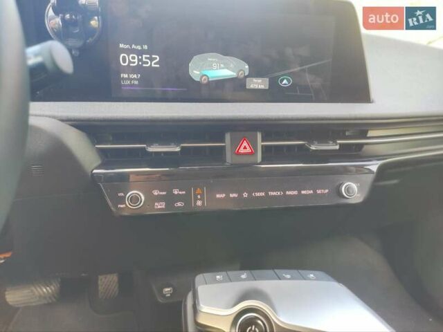 Красный Киа EV6, объемом двигателя 0 л и пробегом 69 тыс. км за 22200 $, фото 2 на Automoto.ua