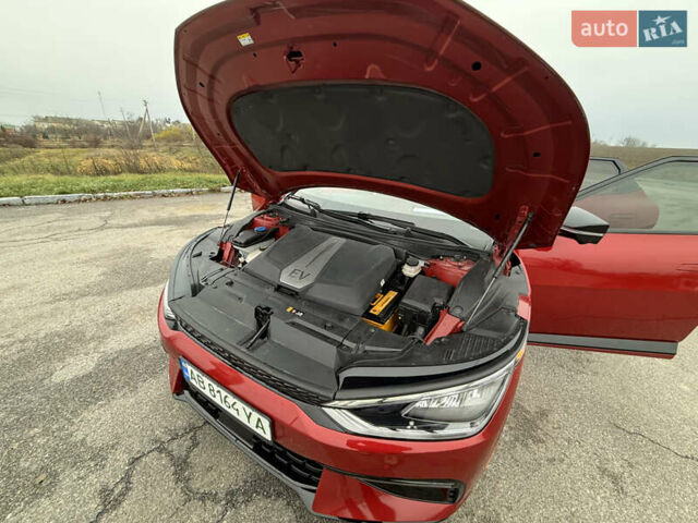 Красный Киа EV6, объемом двигателя 0 л и пробегом 53 тыс. км за 33900 $, фото 54 на Automoto.ua