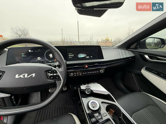 Красный Киа EV6, объемом двигателя 0 л и пробегом 53 тыс. км за 33900 $, фото 26 на Automoto.ua