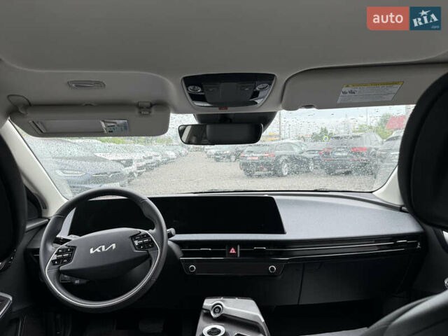 Киа EV6 2023 в Хмельницком на Automoto.ua Красный Киа EV6, объемом двигателя 0 л и пробегом 8 тыс. км за 26500 $, фото 8 на Automoto.ua