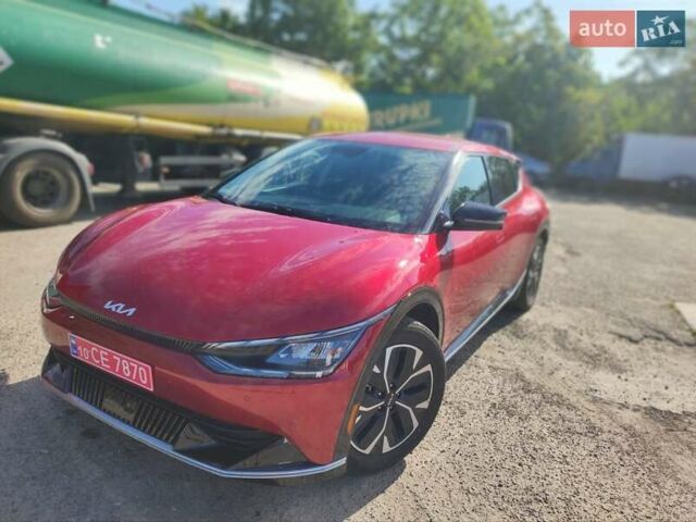 Красный Киа EV6, объемом двигателя 0 л и пробегом 69 тыс. км за 22200 $, фото 6 на Automoto.ua