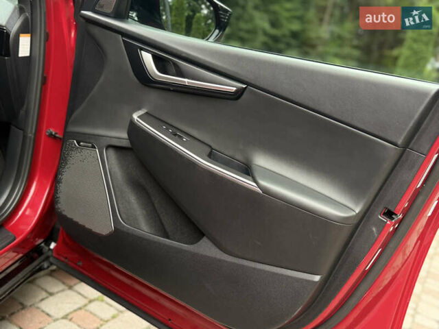 Красный Киа EV6, объемом двигателя 0 л и пробегом 54 тыс. км за 25950 $, фото 62 на Automoto.ua
