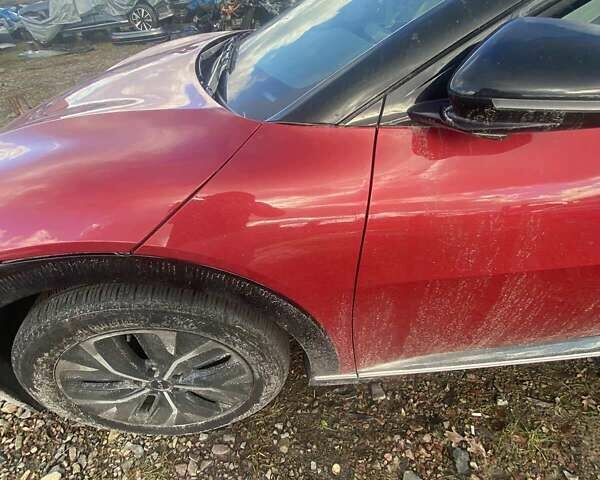 Красный Киа EV6, объемом двигателя 0 л и пробегом 27 тыс. км за 16800 $, фото 2 на Automoto.ua