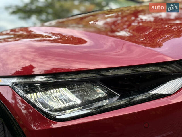 Красный Киа EV6, объемом двигателя 0 л и пробегом 54 тыс. км за 25950 $, фото 20 на Automoto.ua