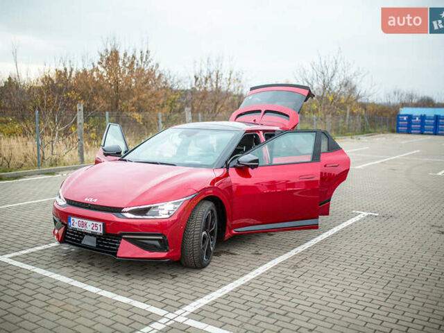 Красный Киа EV6, объемом двигателя 0 л и пробегом 10 тыс. км за 33500 $, фото 11 на Automoto.ua