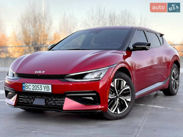 Красный Киа EV6, объемом двигателя 0 л и пробегом 10 тыс. км за 32000 $, фото 4 на Automoto.ua