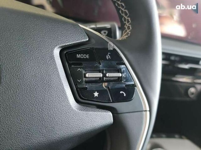Киа EV6 2021 в Киеве на Automoto.ua Киа EV6, объемом двигателя 0 л и пробегом 2 тыс. км за 45500 $, фото 21 на Automoto.ua