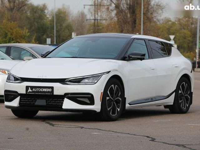 Киа EV6, объемом двигателя 0 л и пробегом 29 тыс. км за 31900 $, фото 2 на Automoto.ua