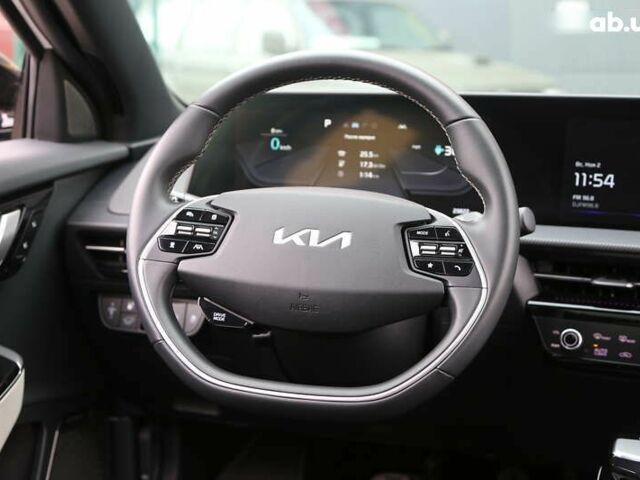 Киа EV6, объемом двигателя 0 л и пробегом 29 тыс. км за 31900 $, фото 15 на Automoto.ua