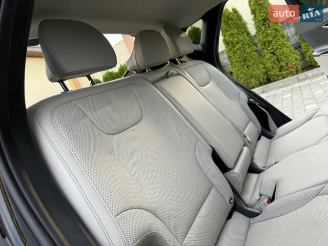 Киа EV6, объемом двигателя 0 л и пробегом 43 тыс. км за 25499 $, фото 54 на Automoto.ua