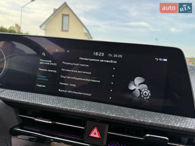 Киа EV6, объемом двигателя 0 л и пробегом 43 тыс. км за 25499 $, фото 72 на Automoto.ua