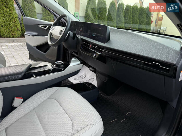 Киа EV6, объемом двигателя 0 л и пробегом 43 тыс. км за 25499 $, фото 58 на Automoto.ua