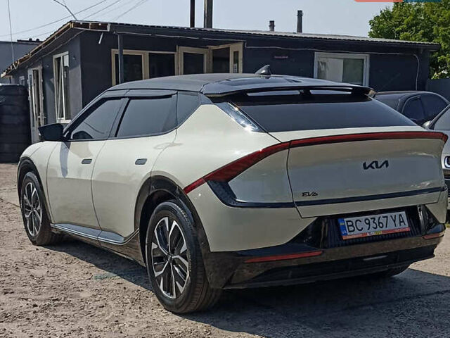 Киа EV6, объемом двигателя 0 л и пробегом 73 тыс. км за 23900 $, фото 3 на Automoto.ua