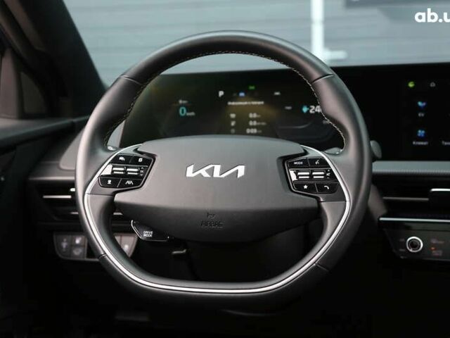 Кіа EV6, об'ємом двигуна 0 л та пробігом 44 тис. км за 27600 $, фото 15 на Automoto.ua