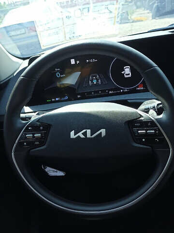 Киа EV6, объемом двигателя 0 л и пробегом 73 тыс. км за 23900 $, фото 7 на Automoto.ua