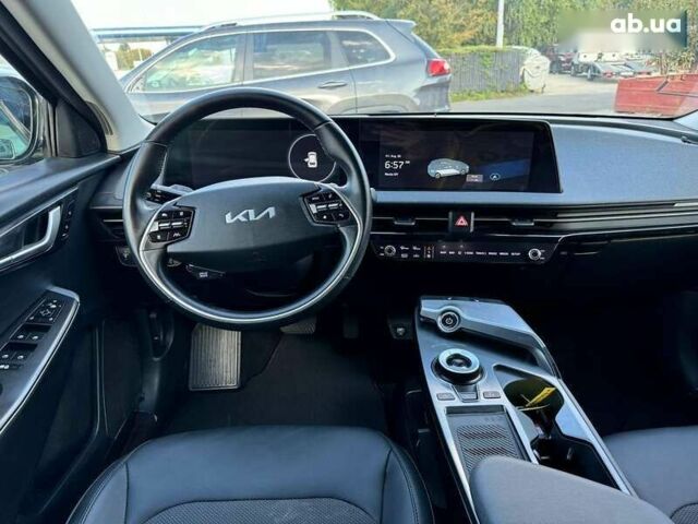Кіа EV6, об'ємом двигуна 0 л та пробігом 54 тис. км за 14900 $, фото 5 на Automoto.ua