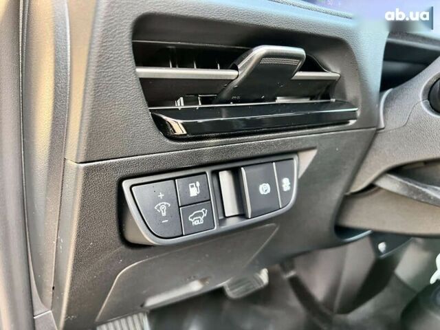 Киа EV6, объемом двигателя 0 л и пробегом 54 тыс. км за 22900 $, фото 24 на Automoto.ua