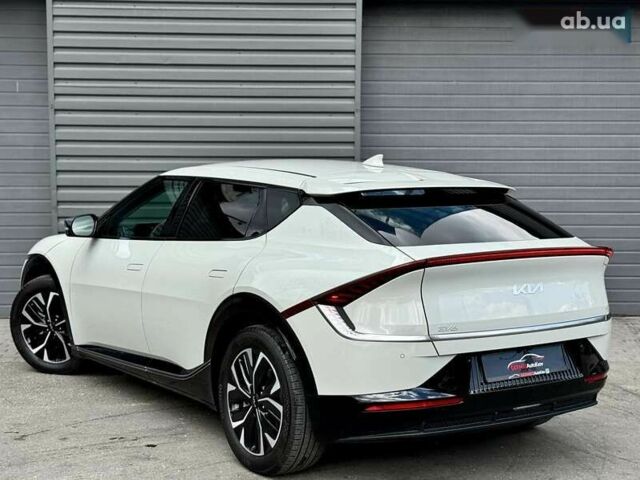 Киа EV6, объемом двигателя 0 л и пробегом 54 тыс. км за 22900 $, фото 6 на Automoto.ua