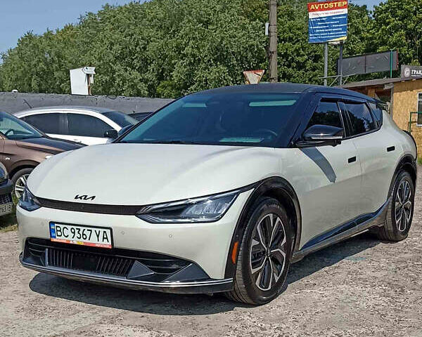 Киа EV6, объемом двигателя 0 л и пробегом 73 тыс. км за 23900 $, фото 2 на Automoto.ua