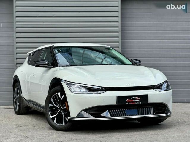 Киа EV6, объемом двигателя 0 л и пробегом 54 тыс. км за 22900 $, фото 2 на Automoto.ua