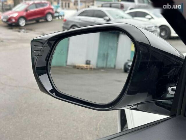 Кіа EV6, об'ємом двигуна 0 л та пробігом 27 тис. км за 29490 $, фото 22 на Automoto.ua