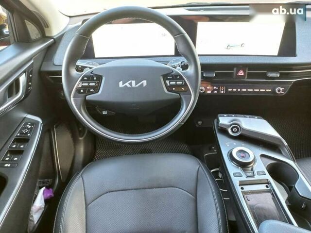 Киа EV6, объемом двигателя 0 л и пробегом 16 тыс. км за 25500 $, фото 14 на Automoto.ua