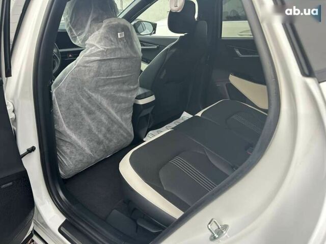 Кіа EV6, об'ємом двигуна 2 л та пробігом 11 тис. км за 34999 $, фото 20 на Automoto.ua