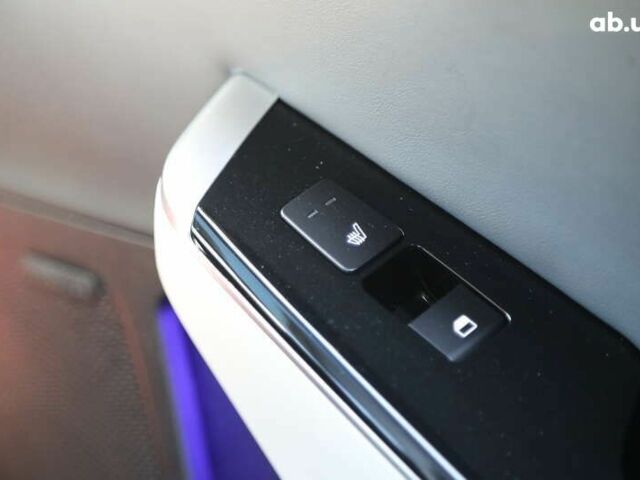 Киа EV6, объемом двигателя 0 л и пробегом 5 тыс. км за 35300 $, фото 19 на Automoto.ua