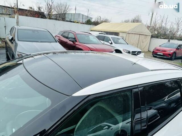 Кіа EV6, об'ємом двигуна 2 л та пробігом 11 тис. км за 34999 $, фото 6 на Automoto.ua