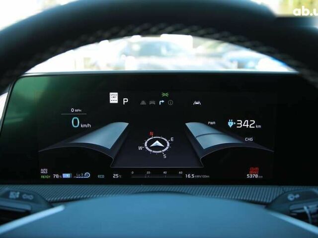 Киа EV6, объемом двигателя 0 л и пробегом 5 тыс. км за 35300 $, фото 14 на Automoto.ua