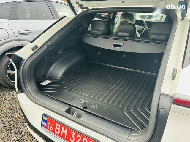 Кіа EV6, об'ємом двигуна 2 л та пробігом 11 тис. км за 34999 $, фото 17 на Automoto.ua