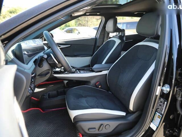 Киа EV6, объемом двигателя 0 л и пробегом 5 тыс. км за 35300 $, фото 6 на Automoto.ua