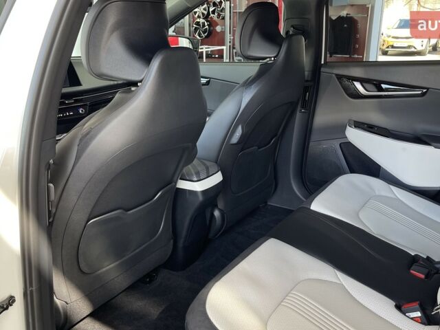 Киа EV6 2024 в Киеве на Automoto.ua Киа EV6, объемом двигателя 0 л и пробегом 0 тыс. км за 44818 $, фото 12 на Automoto.ua