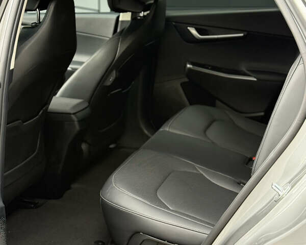 Кіа EV6, об'ємом двигуна 0 л та пробігом 20 тис. км за 27000 $, фото 3 на Automoto.ua