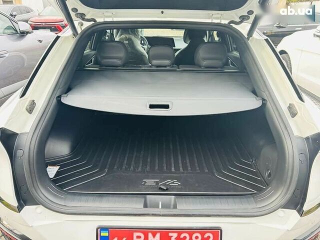 Кіа EV6, об'ємом двигуна 2 л та пробігом 11 тис. км за 34999 $, фото 19 на Automoto.ua