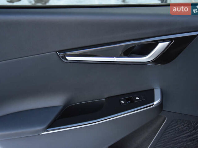 Серый Киа EV6, объемом двигателя 0 л и пробегом 73 тыс. км за 30700 $, фото 54 на Automoto.ua