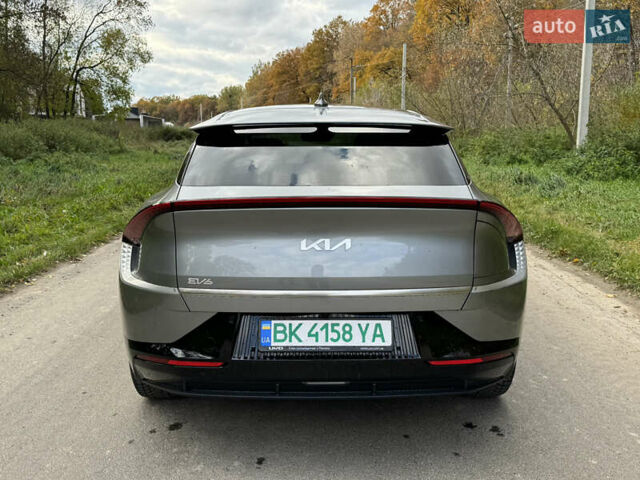 Серый Киа EV6, объемом двигателя 0 л и пробегом 65 тыс. км за 29000 $, фото 10 на Automoto.ua