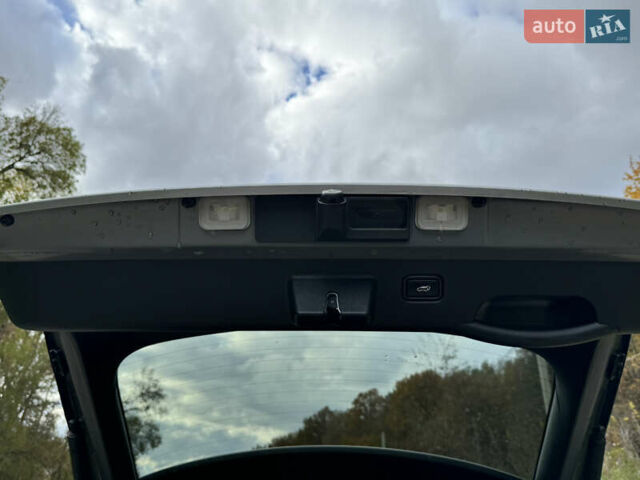 Серый Киа EV6, объемом двигателя 0 л и пробегом 65 тыс. км за 29000 $, фото 23 на Automoto.ua