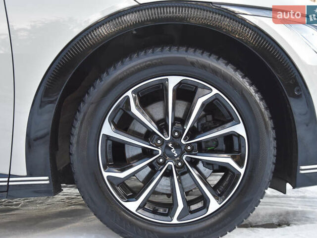 Серый Киа EV6, объемом двигателя 0 л и пробегом 73 тыс. км за 30700 $, фото 23 на Automoto.ua