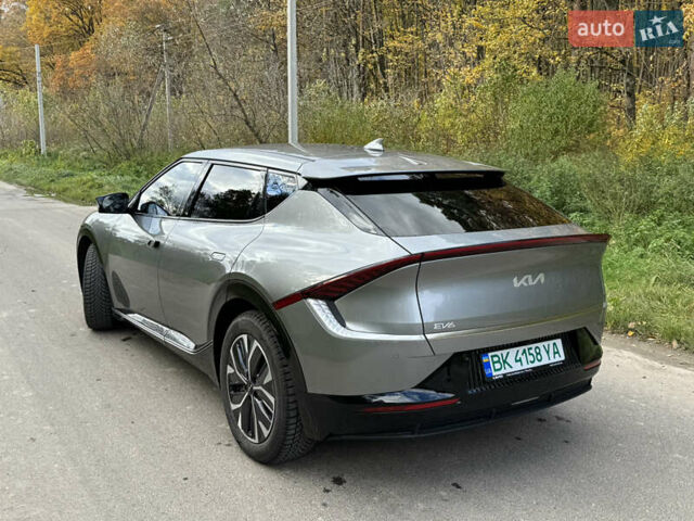 Серый Киа EV6, объемом двигателя 0 л и пробегом 65 тыс. км за 29000 $, фото 11 на Automoto.ua