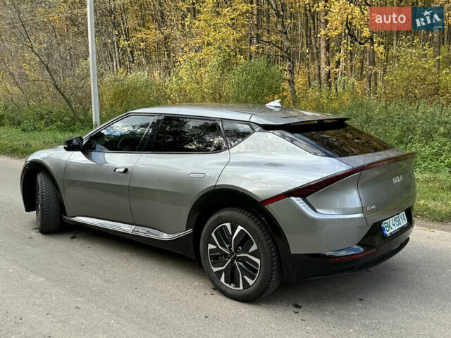 Серый Киа EV6, объемом двигателя 0 л и пробегом 65 тыс. км за 29000 $, фото 12 на Automoto.ua