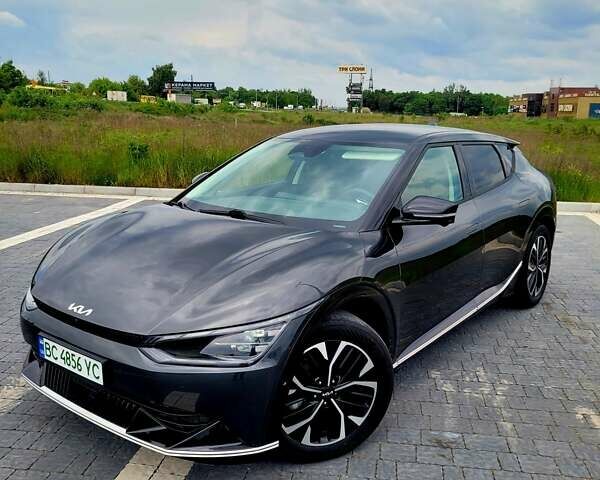 Сірий Кіа EV6, об'ємом двигуна 0 л та пробігом 29 тис. км за 22899 $, фото 5 на Automoto.ua