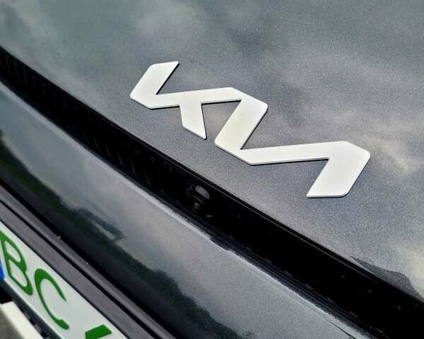 Сірий Кіа EV6, об'ємом двигуна 0 л та пробігом 29 тис. км за 22899 $, фото 4 на Automoto.ua