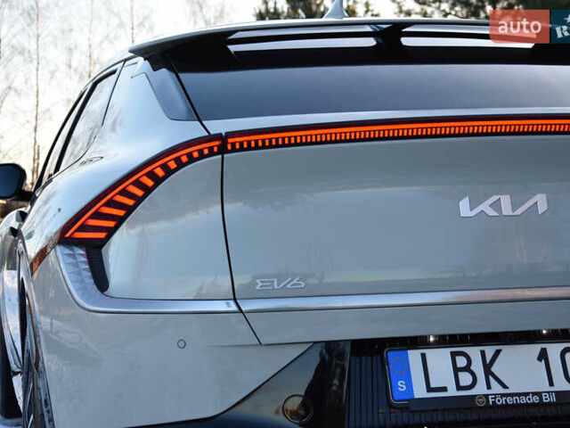 Серый Киа EV6, объемом двигателя 0 л и пробегом 73 тыс. км за 30700 $, фото 6 на Automoto.ua